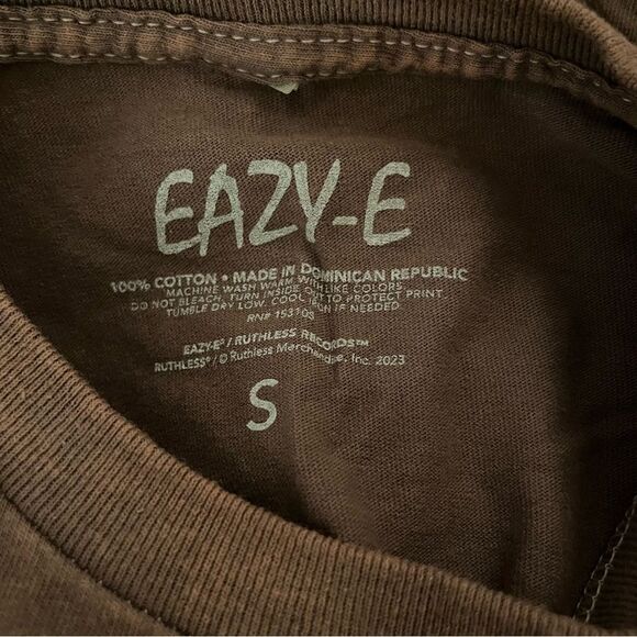 Eazy-E Shirt Adult Small Brown Express Yourself Licensed Band Tee NWOT - Picture 9 of 9